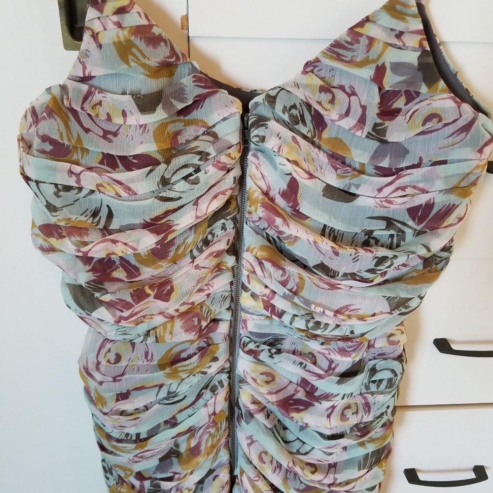 Boston  Proper  floral scrunch dress size 6 - Picture 5 of 5